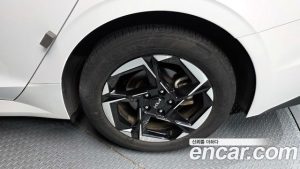 Kia K5 2.0 2024 года из Южной Кореи