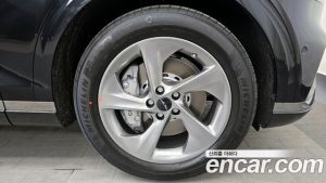Genesis GV70 2.5T Бензин 2WD 2026 года из Южной Кореи