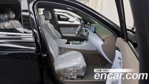 Genesis GV70 2.5T Бензин 2WD 2026 года из Южной Кореи
