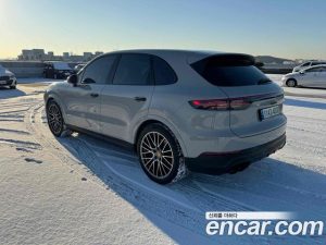 Porsche Cayenne 3.0 2023 года из Южной Кореи