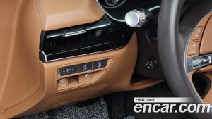 Genesis G80 Бензин 2.5 Turbo AWD 2024 года из Южной Кореи