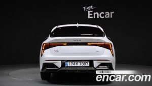 Kia K5 Signature 2024 года из Южной Кореи