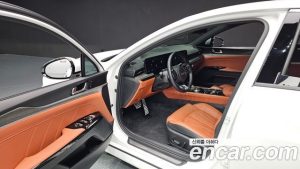 Kia K5 Signature 2024 года из Южной Кореи