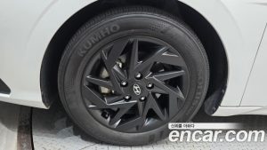 Hyundai AVANTE 1.6 2024 года из Южной Кореи