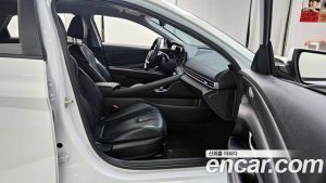 Hyundai AVANTE 1.6 2024 года из Южной Кореи