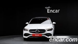 Mercedes-Benz C-Class C200 Avantgarde 2024 года из Южной Кореи