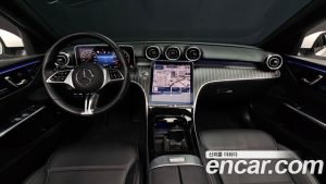 Mercedes-Benz C-Class C200 Avantgarde 2024 года из Южной Кореи