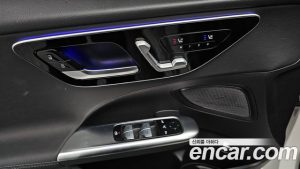 Mercedes-Benz C-Class C200 Avantgarde 2024 года из Южной Кореи