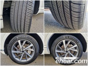 Genesis GV80 2.5T Бензин AWD 2024 года из Южной Кореи