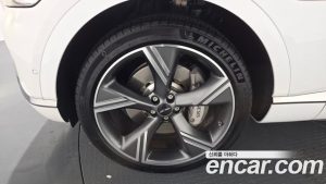 Genesis GV80 2.5T Бензин AWD 2024 года из Южной Кореи