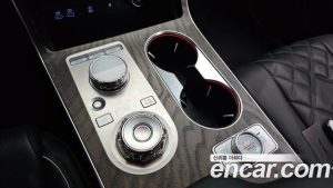 Genesis GV80 2.5T Бензин AWD 2024 года из Южной Кореи