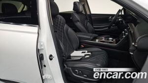 Genesis GV80 2.5T Бензин AWD 2024 года из Южной Кореи