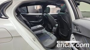 BMW 1-Series 120i M Sport 2023 года из Южной Кореи