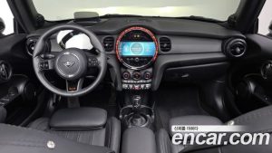 Mini Cooper Convertible Seaside Edition 2023 года из Южной Кореи