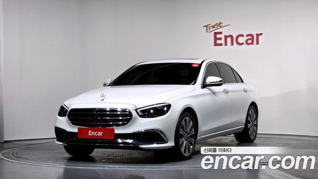 Mercedes-Benz E-Class E350 4MATIC Exclusive 2023 года из Кореи