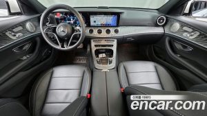 Mercedes-Benz E-Class E350 4MATIC Exclusive 2023 года из Южной Кореи