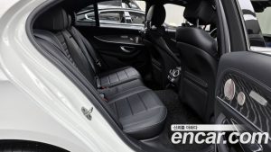 Mercedes-Benz E-Class E350 4MATIC Exclusive 2023 года из Южной Кореи