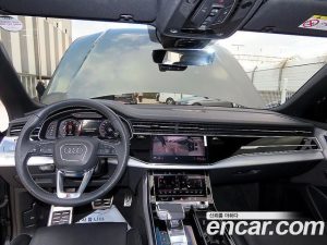 Audi Q8 55 TFSI 4WD Premium 2023 года из Южной Кореи