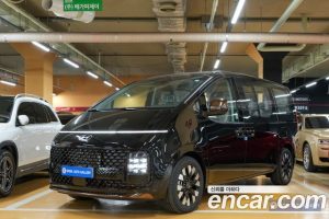 Hyundai Staria 4WD Lounge 7-Seater 2025 года из Южной Кореи