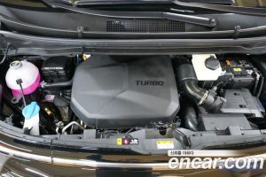 Hyundai Staria 4WD Lounge 7-Seater 2025 года из Южной Кореи