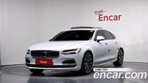 Volvo S90 B5 ULTIMATE Bright 2023 года из Южной Кореи
