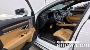 Volvo S90 B5 ULTIMATE Bright 2023 года из Южной Кореи