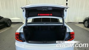 Volvo S90 B5 ULTIMATE Bright 2023 года из Южной Кореи