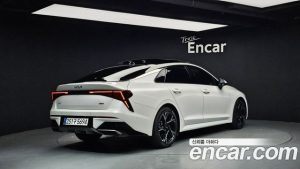 Kia K5 Signature 2024 года из Южной Кореи
