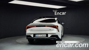 Kia K5 Signature 2024 года из Южной Кореи