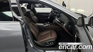 BMW Gran Turismo 640i xDrive M Sport 2023 года из Южной Кореи