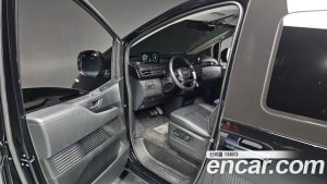 Hyundai Staria HEV 1.6 Lounge 9-Seater 2025 года из Южной Кореи