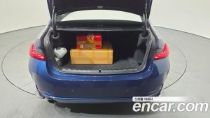 BMW 3-Series 320i 2023 года из Южной Кореи