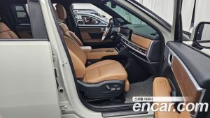 Hyundai Santafe Бензин 2.5T 4WD 2025 года из Южной Кореи