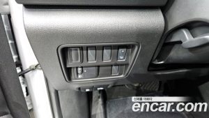 Renault-KoreaSamsung QM6 2.0 GDe LE Signature 2WD 2023 года из Южной Кореи