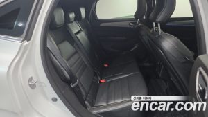 Renault-KoreaSamsung Arkana 1.6 E-TECH Iconic 2025 года из Южной Кореи
