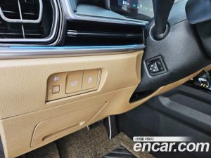 Kia Sorento HEV 1.6 2WD 2024 года из Южной Кореи