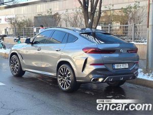 BMW X6 xDrive40i M Sport 2025 года из Южной Кореи