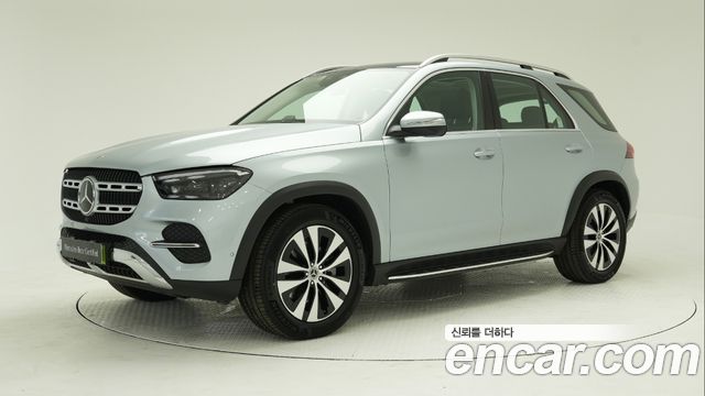 Mercedes-Benz GLE-Class GLE300d 4MATIC 2025 года из Кореи