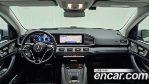 Mercedes-Benz GLE-Class GLE300d 4MATIC 2025 года из Южной Кореи
