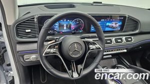Mercedes-Benz GLE-Class GLE300d 4MATIC 2025 года из Южной Кореи