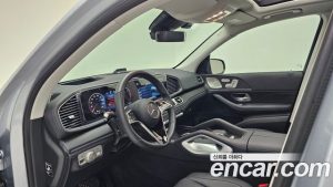 Mercedes-Benz GLE-Class GLE300d 4MATIC 2025 года из Южной Кореи