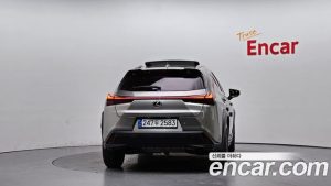 Lexus UX 2.0 2WD 2026 года из Южной Кореи