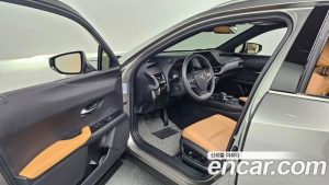 Lexus UX 2.0 2WD 2026 года из Южной Кореи