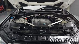 BMW X6 xDrive40i M Sport 2024 года из Южной Кореи