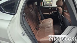 BMW X6 xDrive40i M Sport 2024 года из Южной Кореи