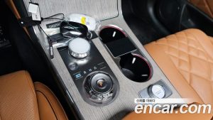 Genesis GV80 2.5T Бензин AWD 2024 года из Южной Кореи