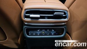 Genesis GV80 2.5T Бензин AWD 2024 года из Южной Кореи