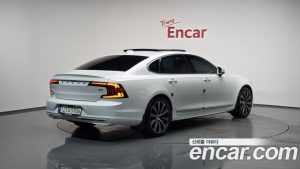 Volvo S90 B5 ULTIMATE Bright 2024 года из Южной Кореи