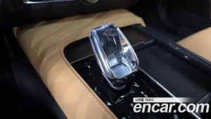Volvo S90 B5 ULTIMATE Bright 2024 года из Южной Кореи