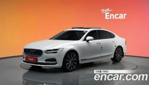 Volvo S90 B5 ULTIMATE Bright 2024 года из Южной Кореи